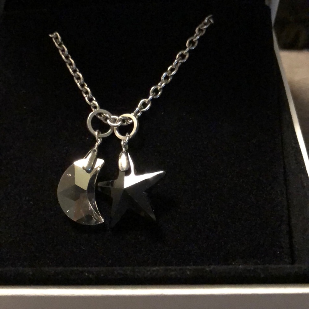 Two Swarovski charms with chain